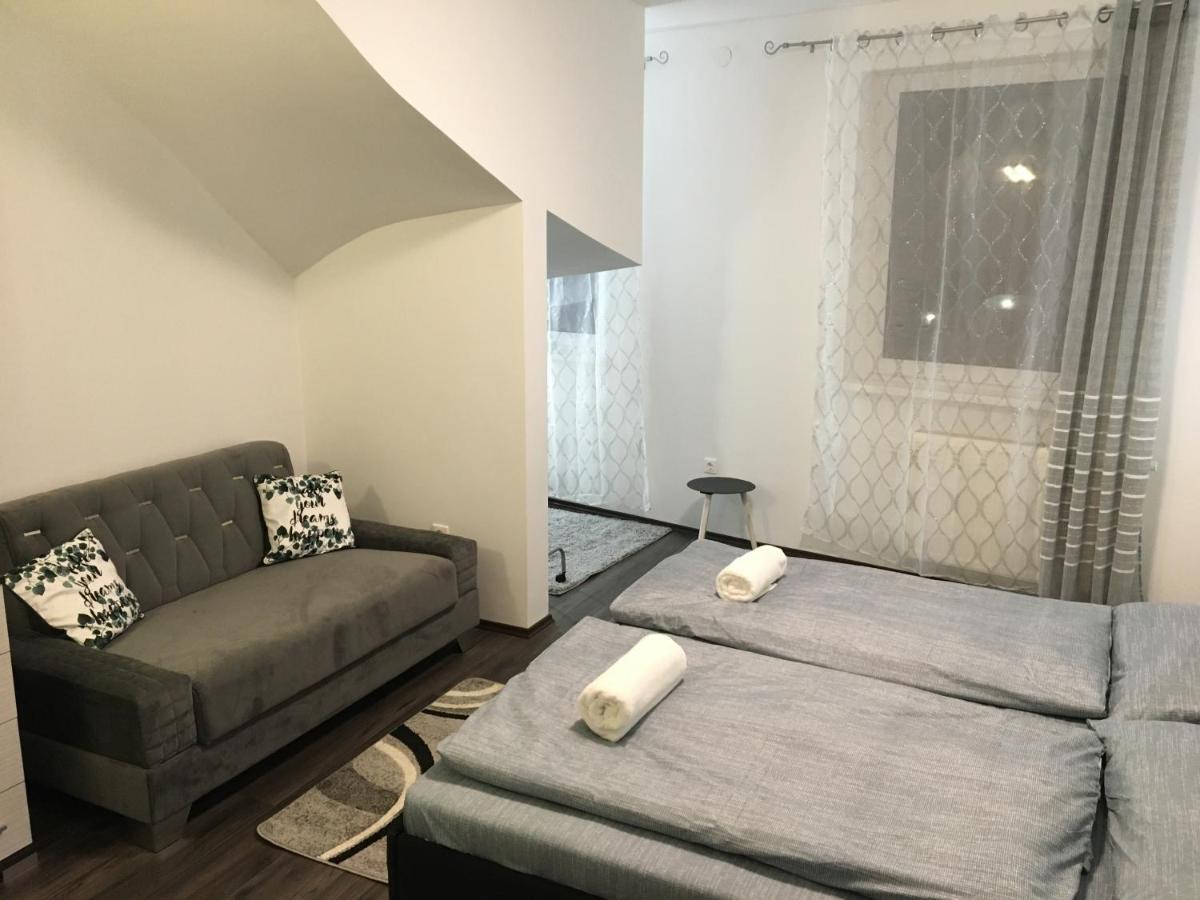 Queen Apartman Debrecen Eksteriør bilde