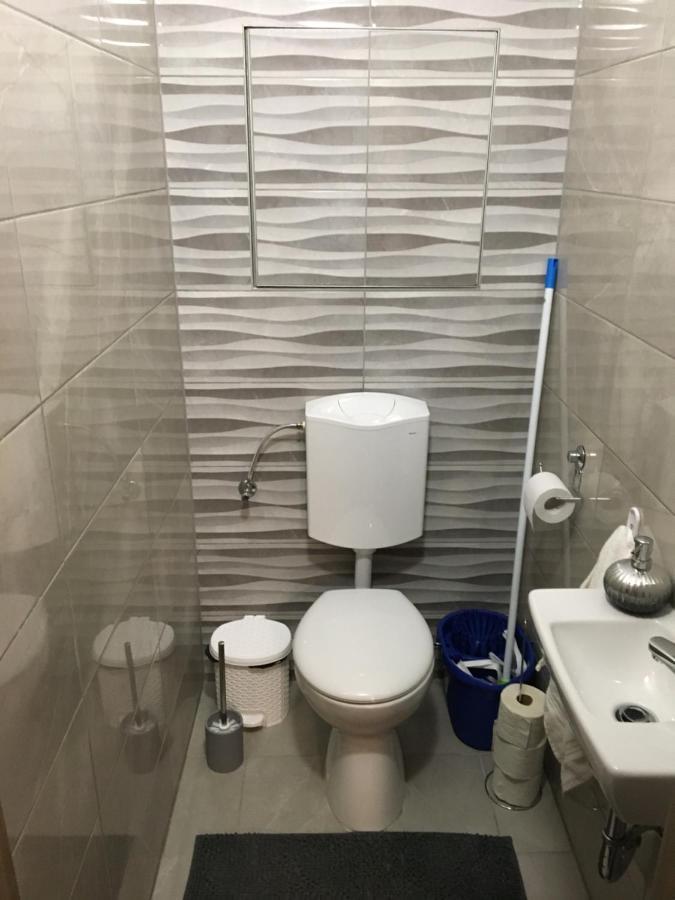 Queen Apartman Debrecen Eksteriør bilde