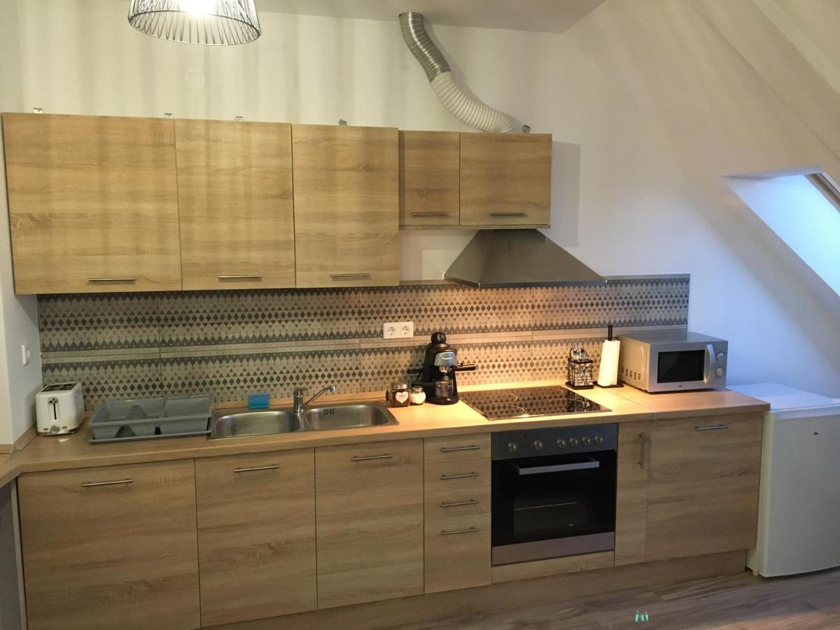 Queen Apartman Debrecen Eksteriør bilde