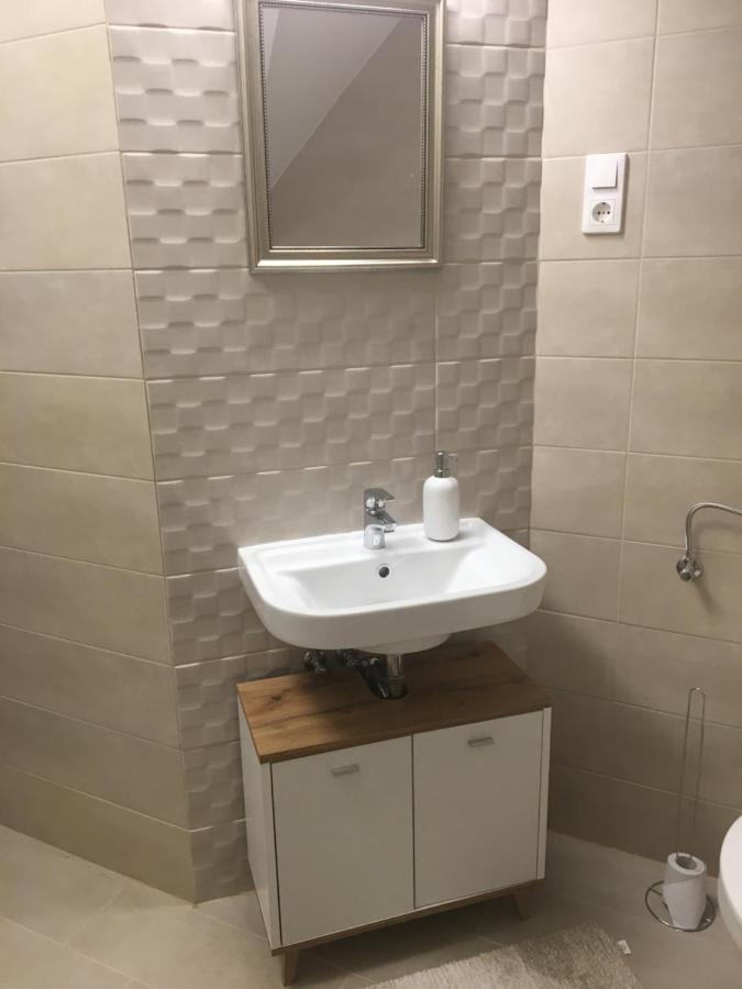 Queen Apartman Debrecen Eksteriør bilde