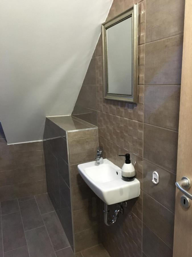 Queen Apartman Debrecen Eksteriør bilde